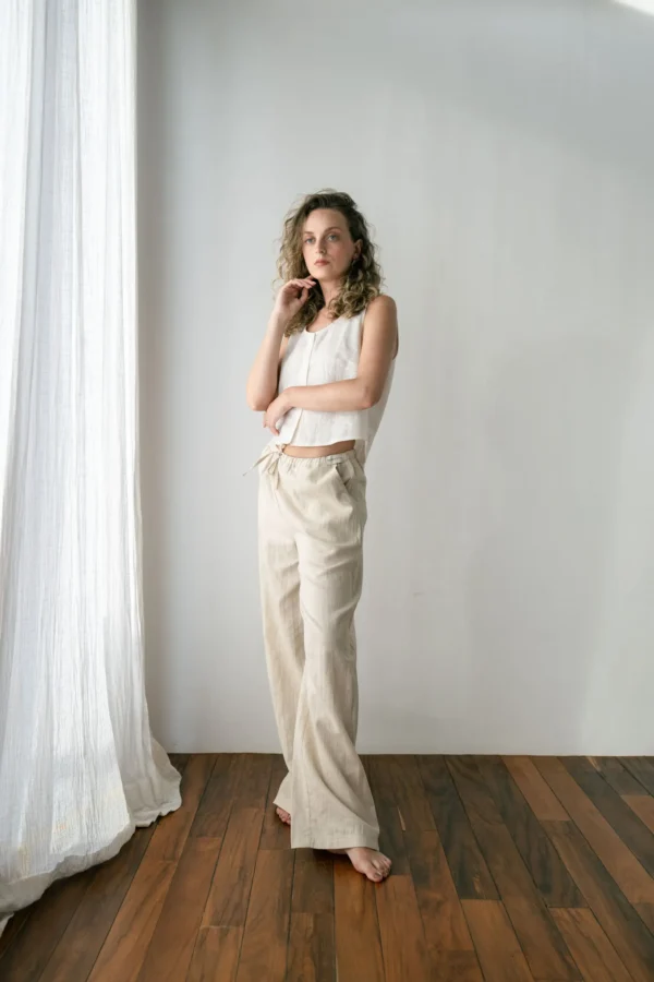 Ľanové tielko na zapínanie-maslová biela